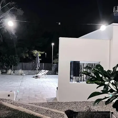 Mediterranean, Piscina Privada, Barbacoa. * Calafat
