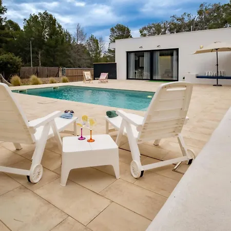 Mediterranean, Piscina Privada, Barbacoa. 別荘